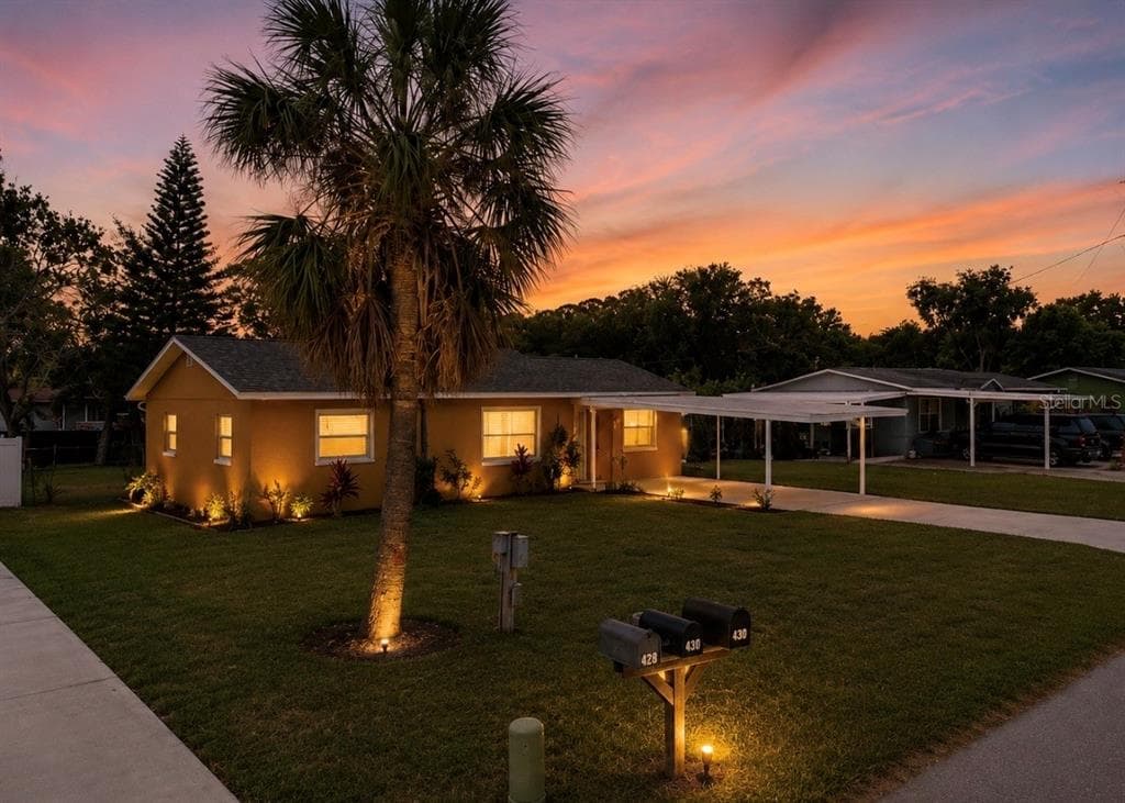 404 12TH STREET SW RUSKIN, FL 33570