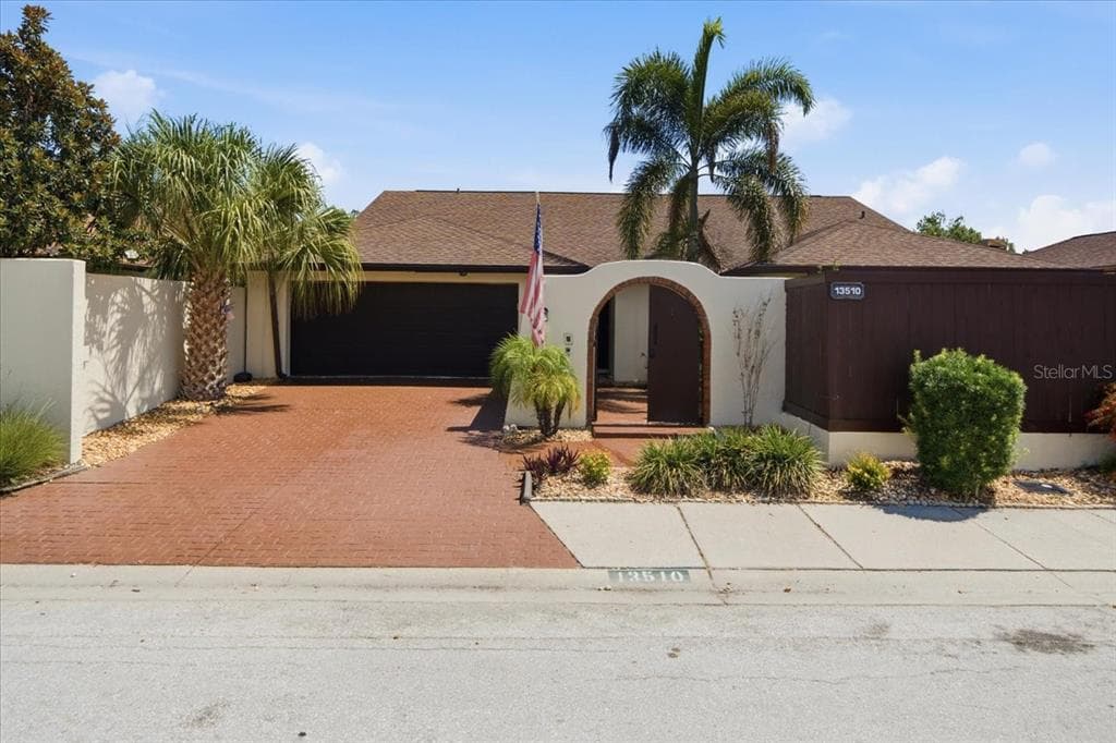 13510 AVISTA DRIVE TAMPA, FL 33624