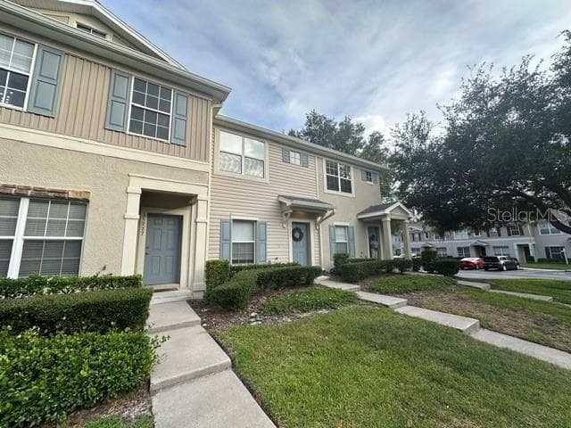 15723 FISHHAWK FALLS DRIVE LITHIA, FL 33547