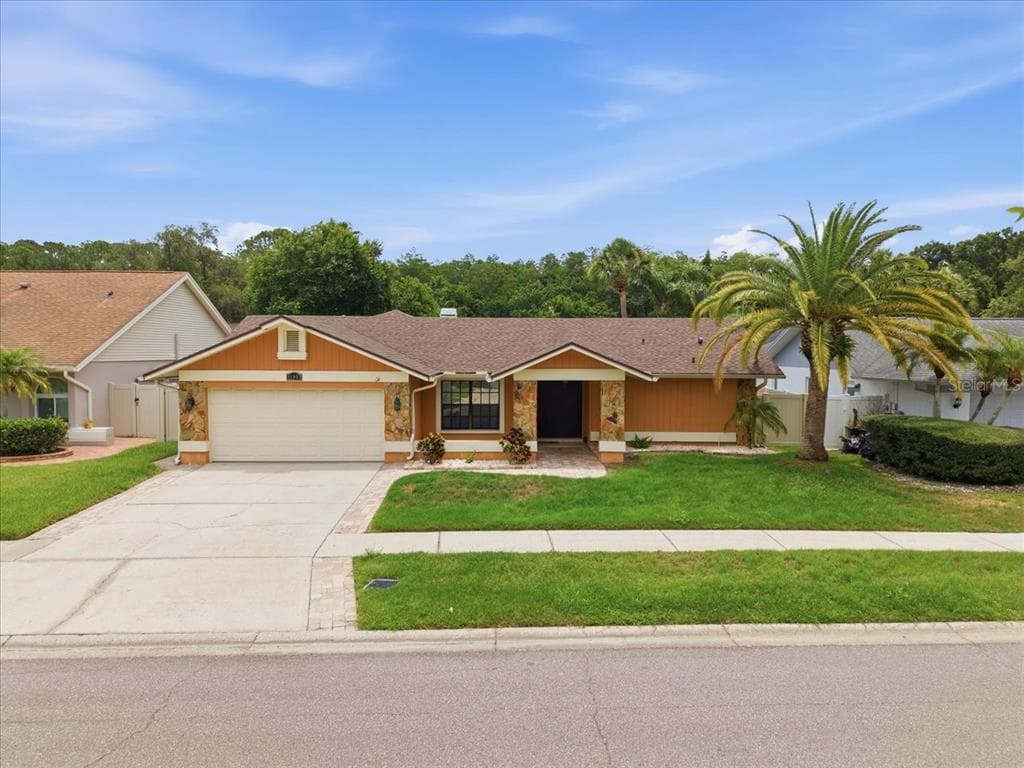 11803 SWEETPEA COURT