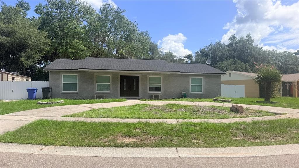 707 INNERGARY PLACE VALRICO, FL 33594
