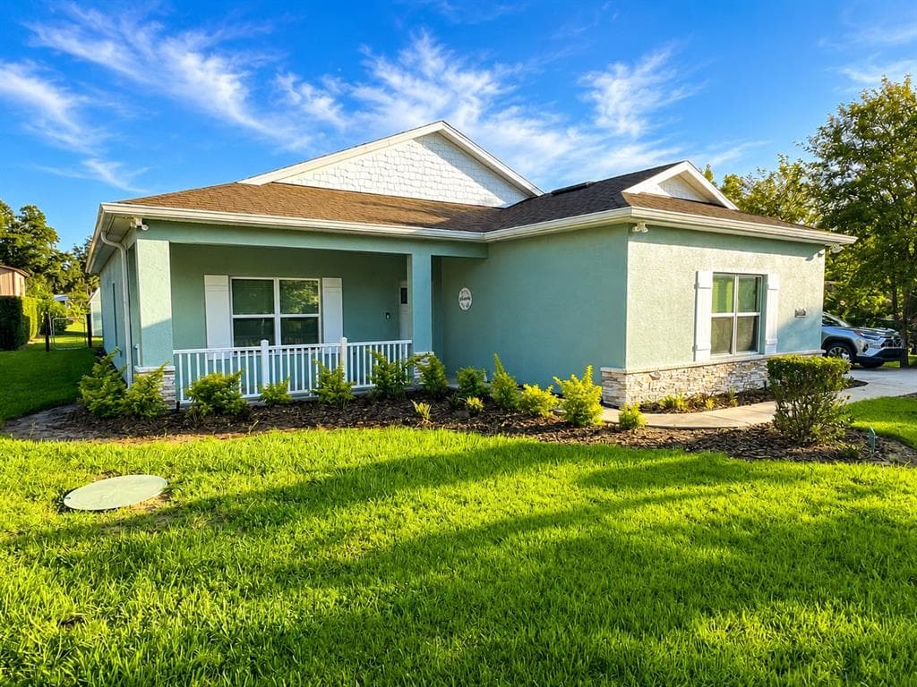 3834 CHARTER ROAD LAKELAND, FL 33810