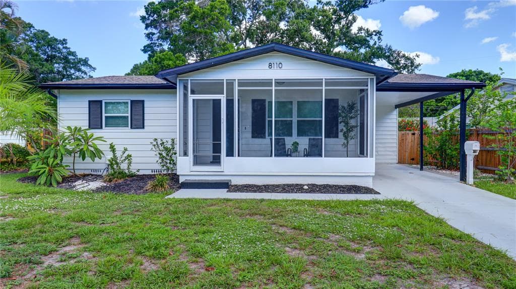 8110 DIAGONAL ROAD N ST PETERSBURG, FL 33702