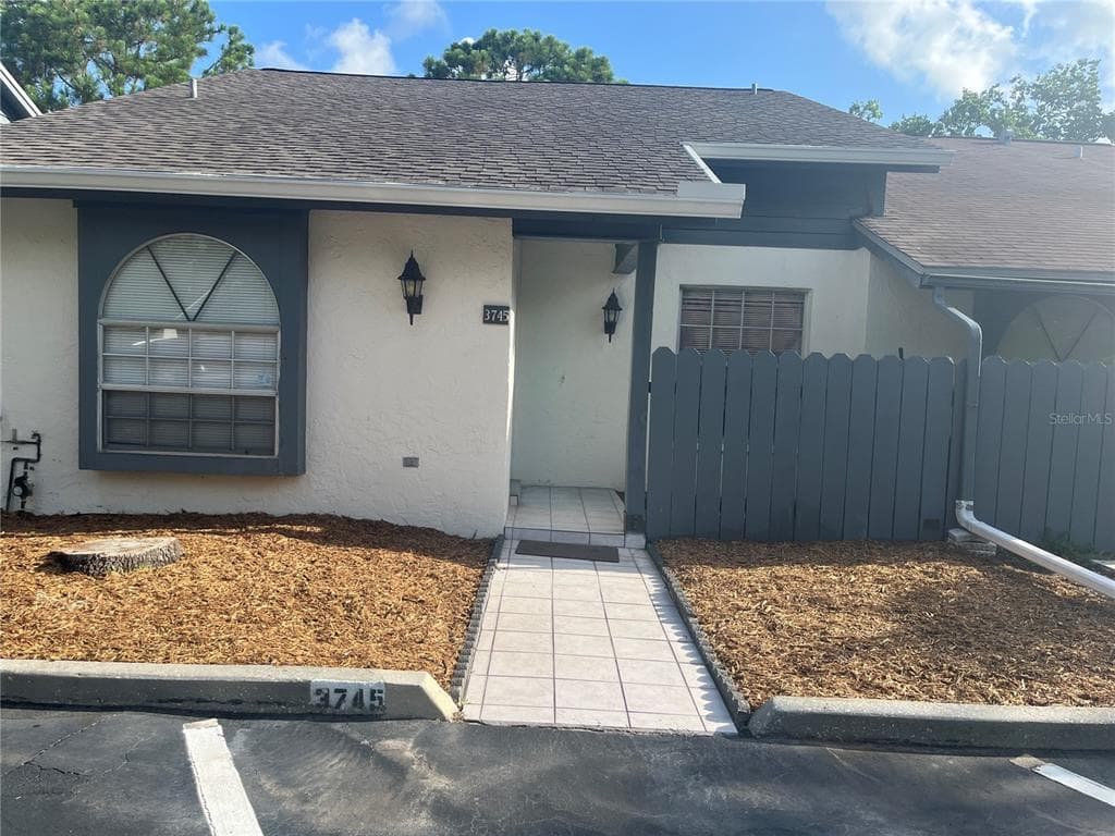 3745 MISSION COURT LARGO, FL 33771