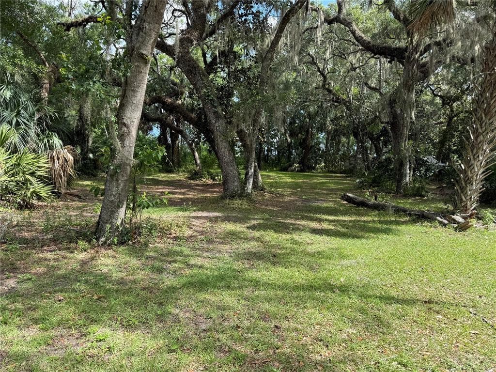 5191 E PARSONS POINT ROAD HERNANDO, FL 34442