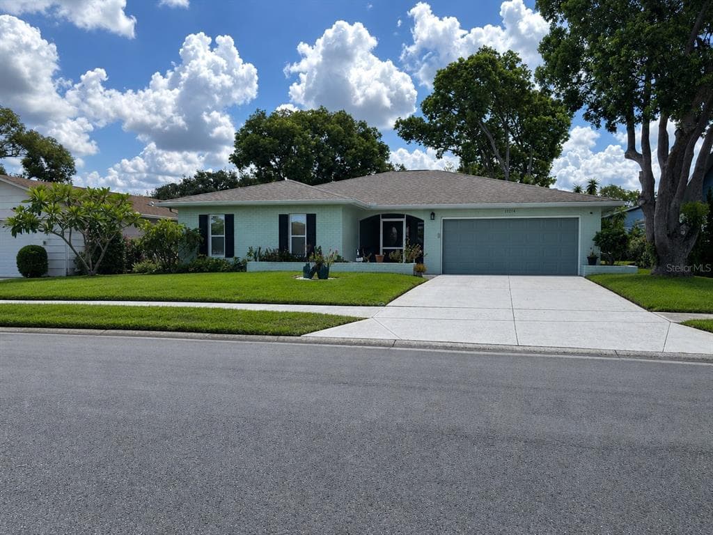 11214 ROLLINGWOOD DRIVE PORT RICHEY, FL 34668
