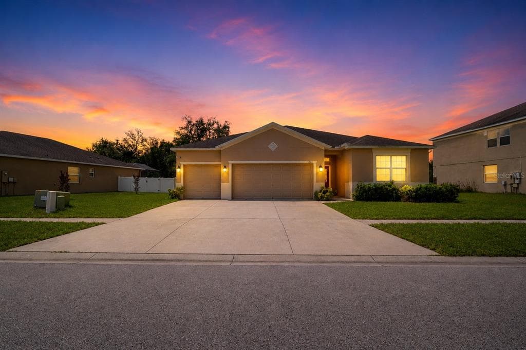 13842 BEE TREE COURT
