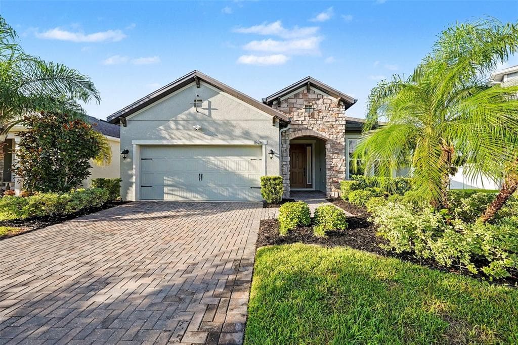 11526 NAVEL ORANGE WAY