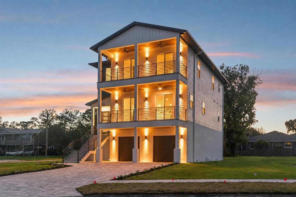 96 SHORE DRIVE