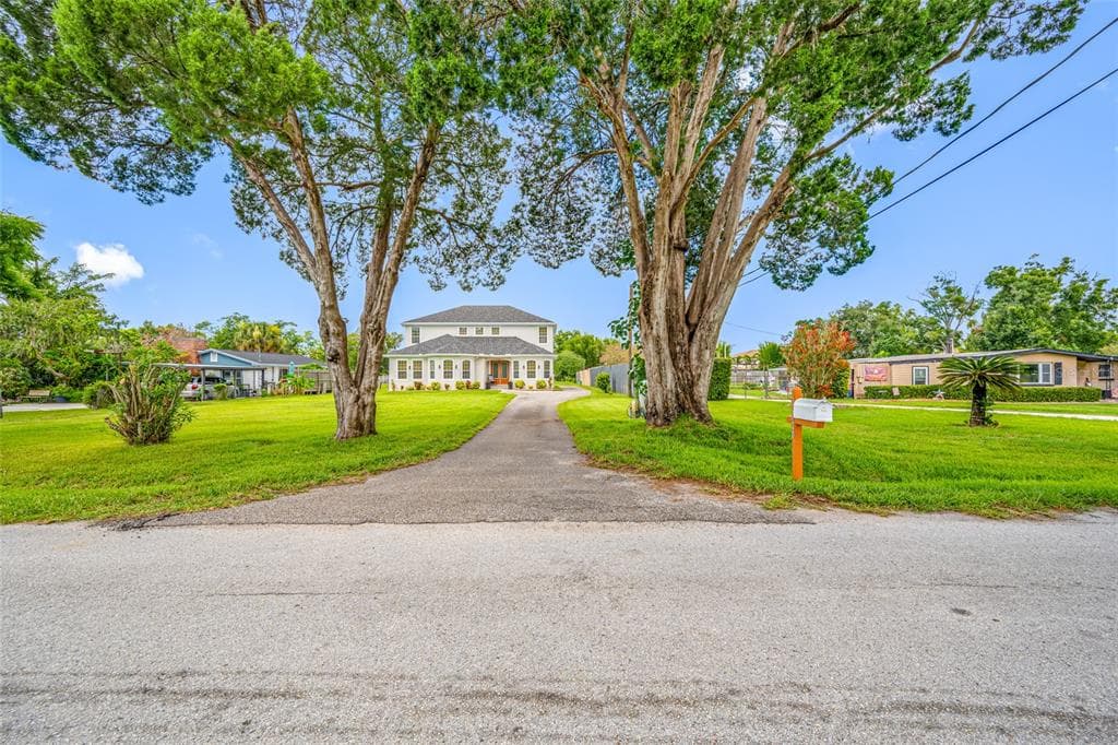 13030 DELWOOD ROAD