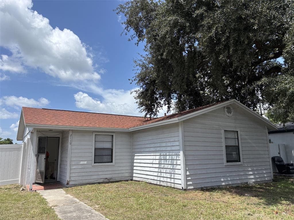 2119 W OKALOOSA AVENUE