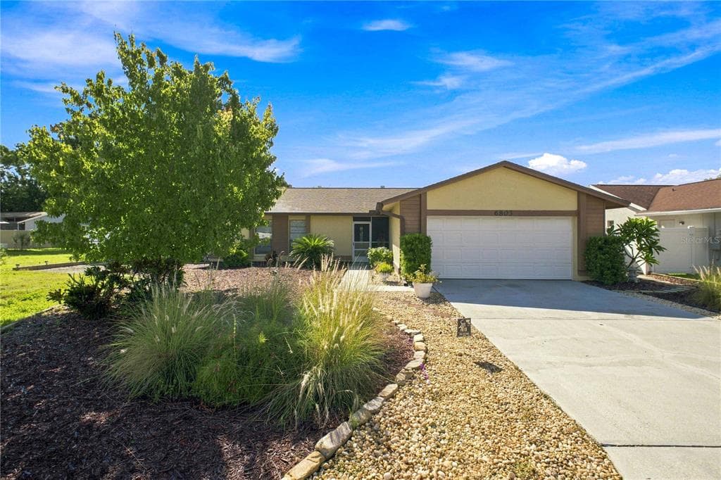 6803 LONGPOINTE WAY