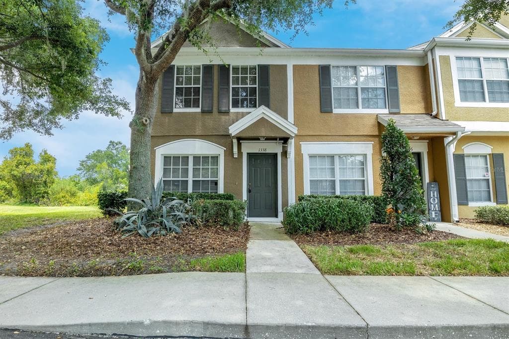 1338 STANDRIDGE DRIVE
