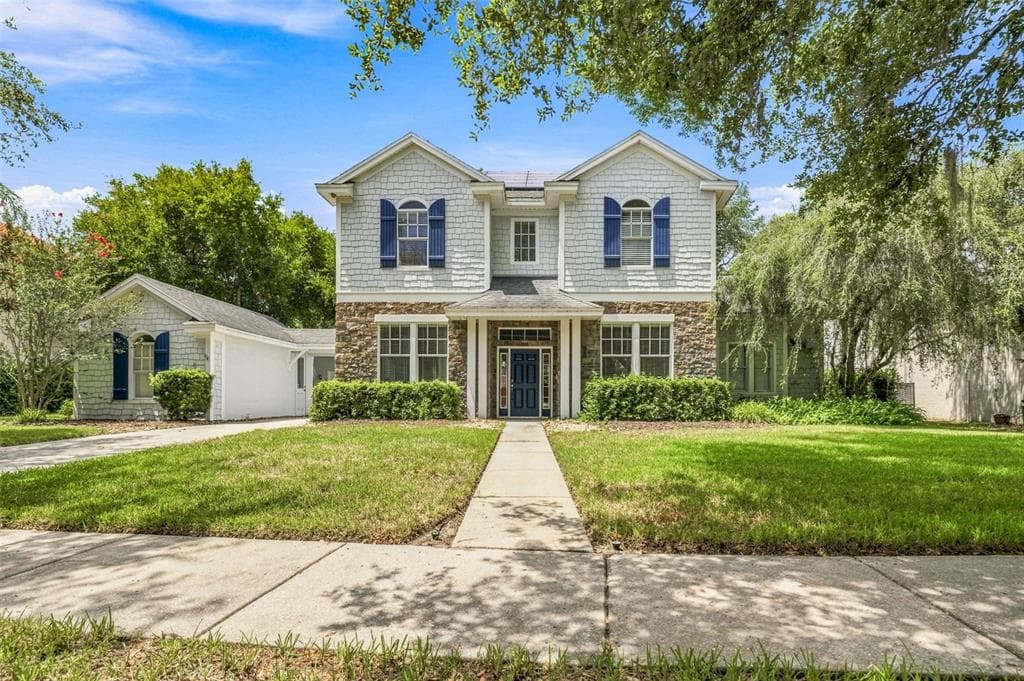 21201 SKY VISTA DRIVE