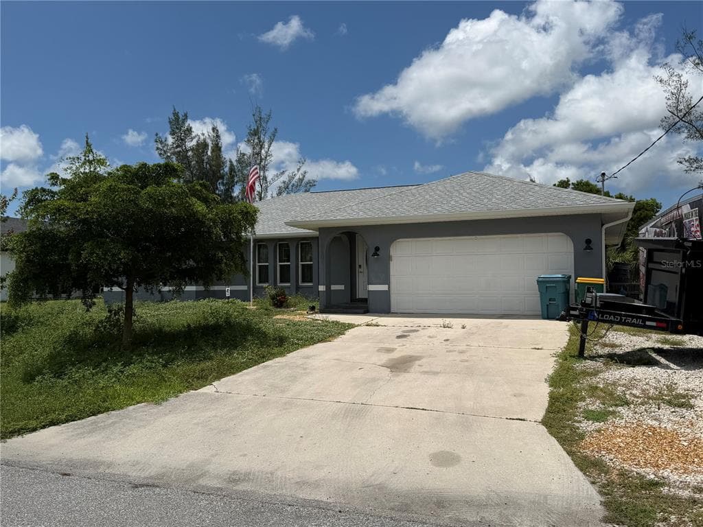 10601 AYEAR ROAD PORT CHARLOTTE, FL 33981