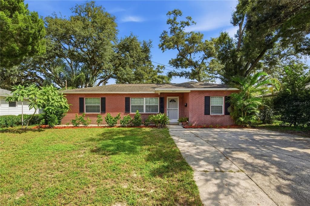 1415 W LINEBAUGH AVENUE TAMPA, FL 33612
