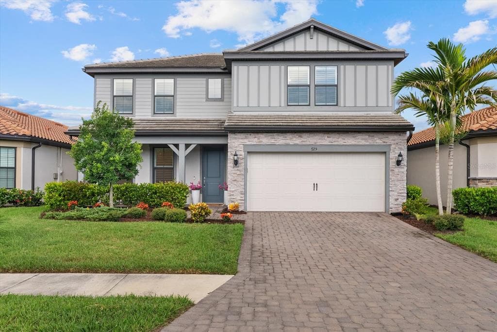 725 GADWALL COURT