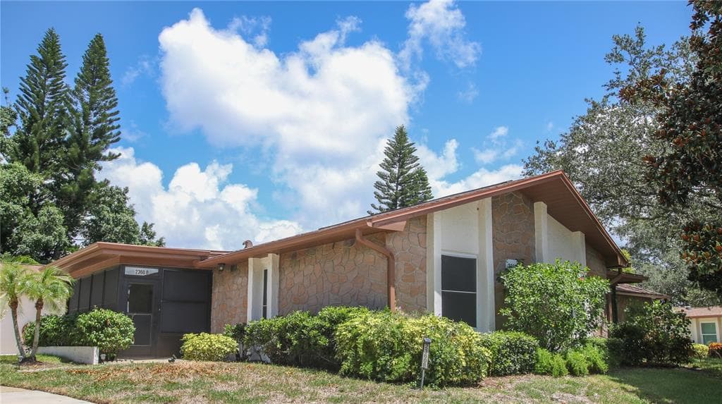 2360 SHELLY DRIVE UNIT B